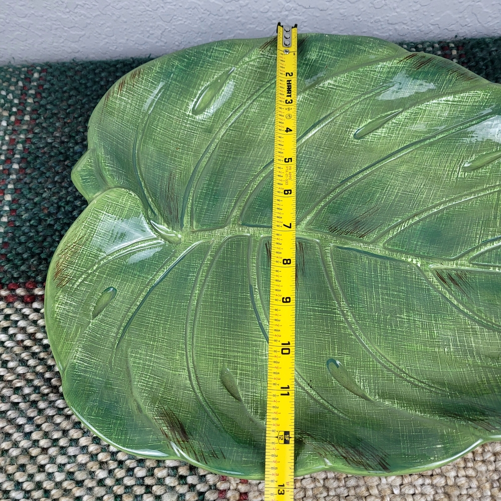 Tropical Green Leaf Plate